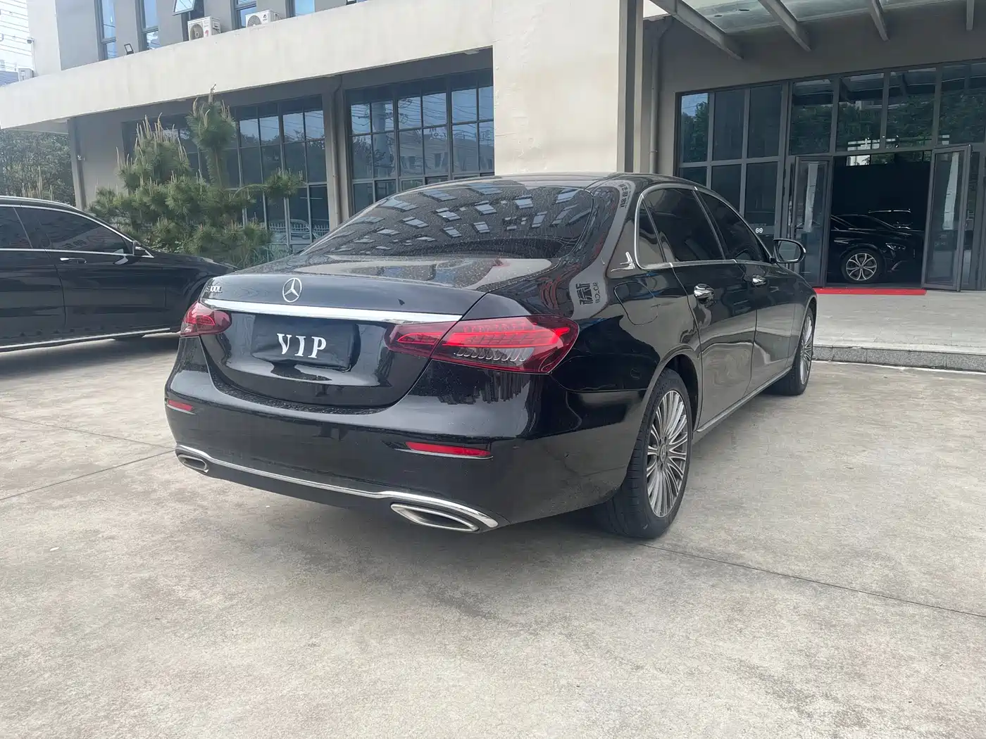 Mercedes-Benz E-Class 2019 Facelift E 300 L Fashion фото 9