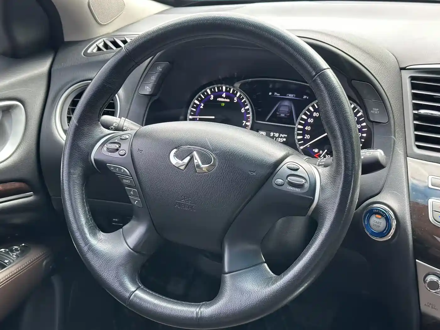 Infiniti QX60 (Import) 2016 2014 Model 2.5 S/C Hybrid 2WD Excellence Edition