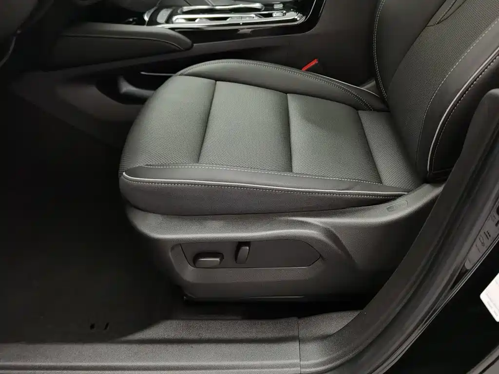 Buick Envision Plus 2023 2023 Enclave Plus 652T 5-Seater Luxury