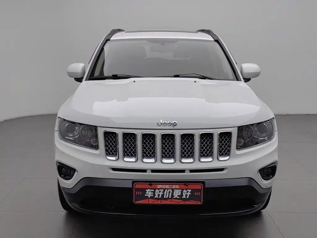 Фото 3 - Jeep Compass (Import)