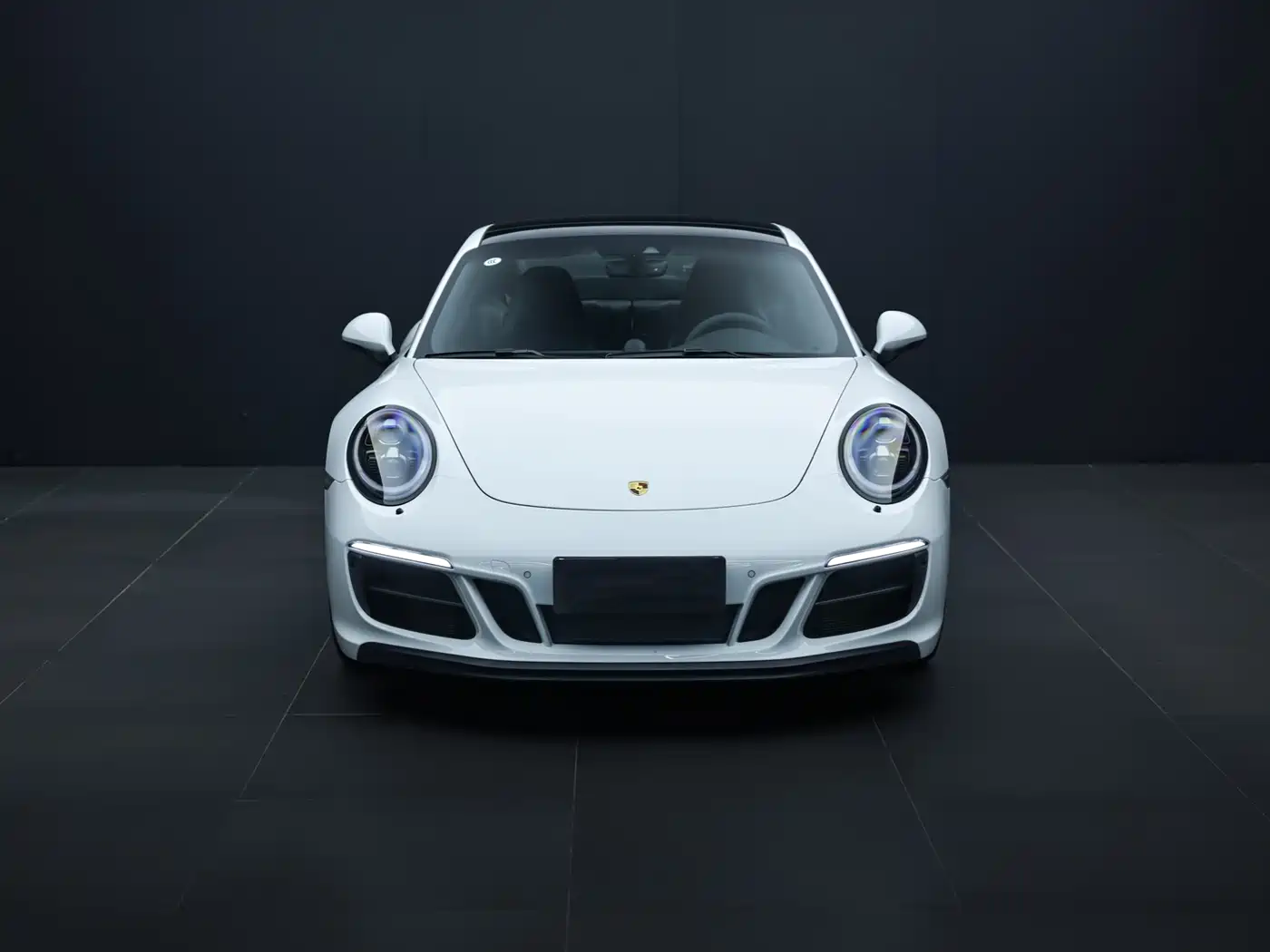 Porsche 911 2017 Carrera GTS 3.0T фото 2