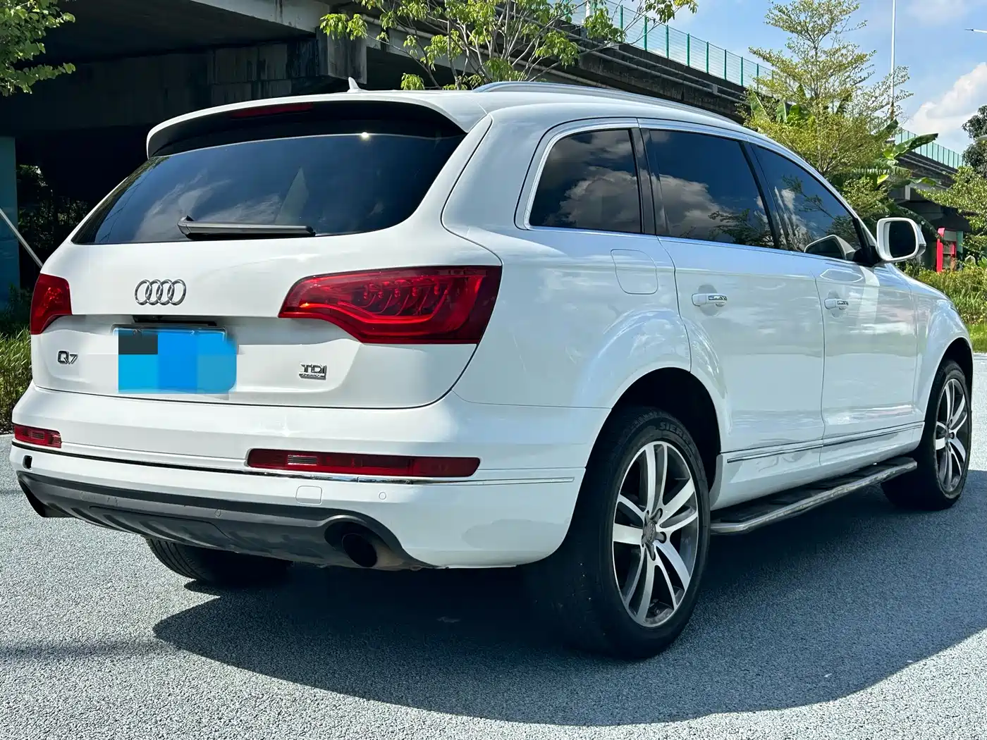 Audi Q7 фото 4