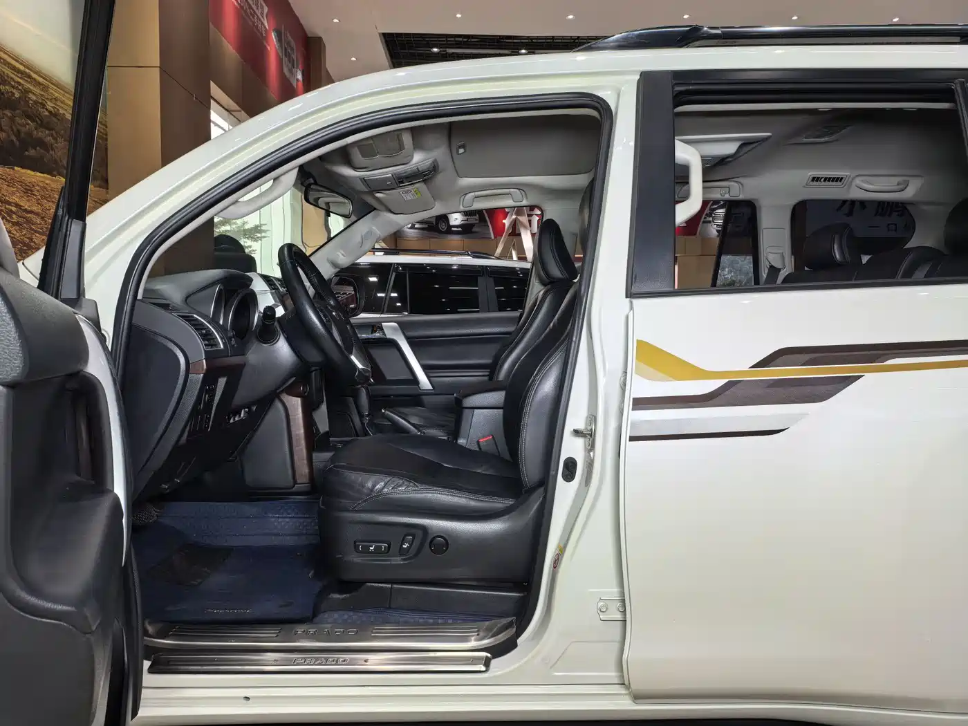 Toyota Prado 2016 3.5L Auto TX-L NAVI фото 7