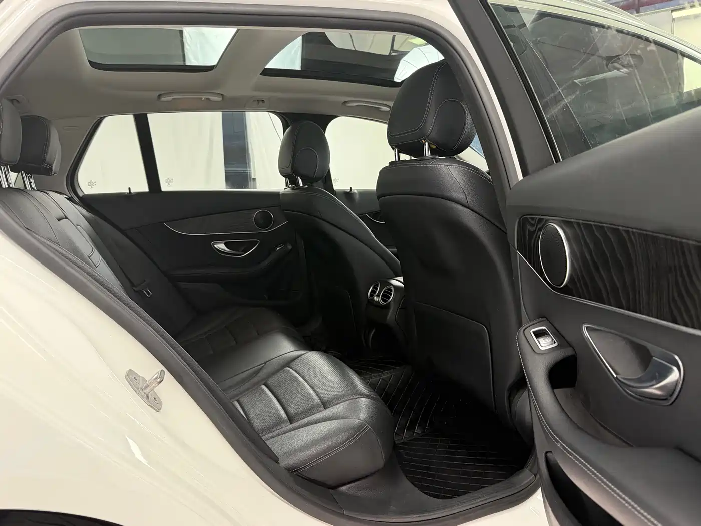 Mercedes-Benz C-Class (Import) 2018 C 180 Estate фото 6