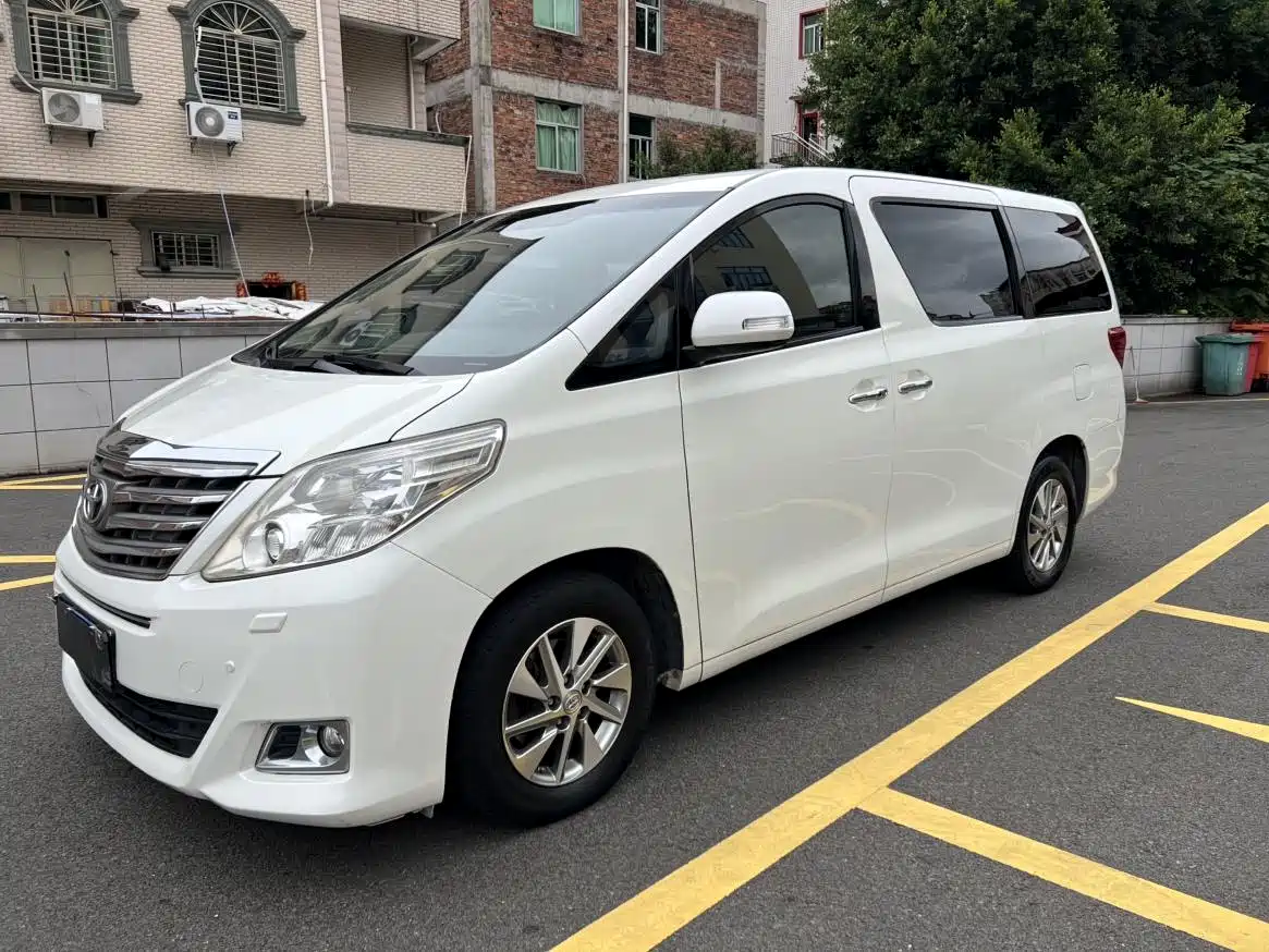Toyota Alphard 2012 3.5L Luxury Edition