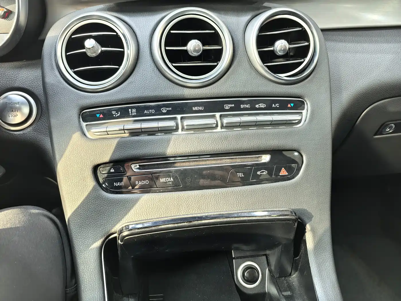 Mercedes-Benz GLC 2016 GLC 200 4MATIC фото 11