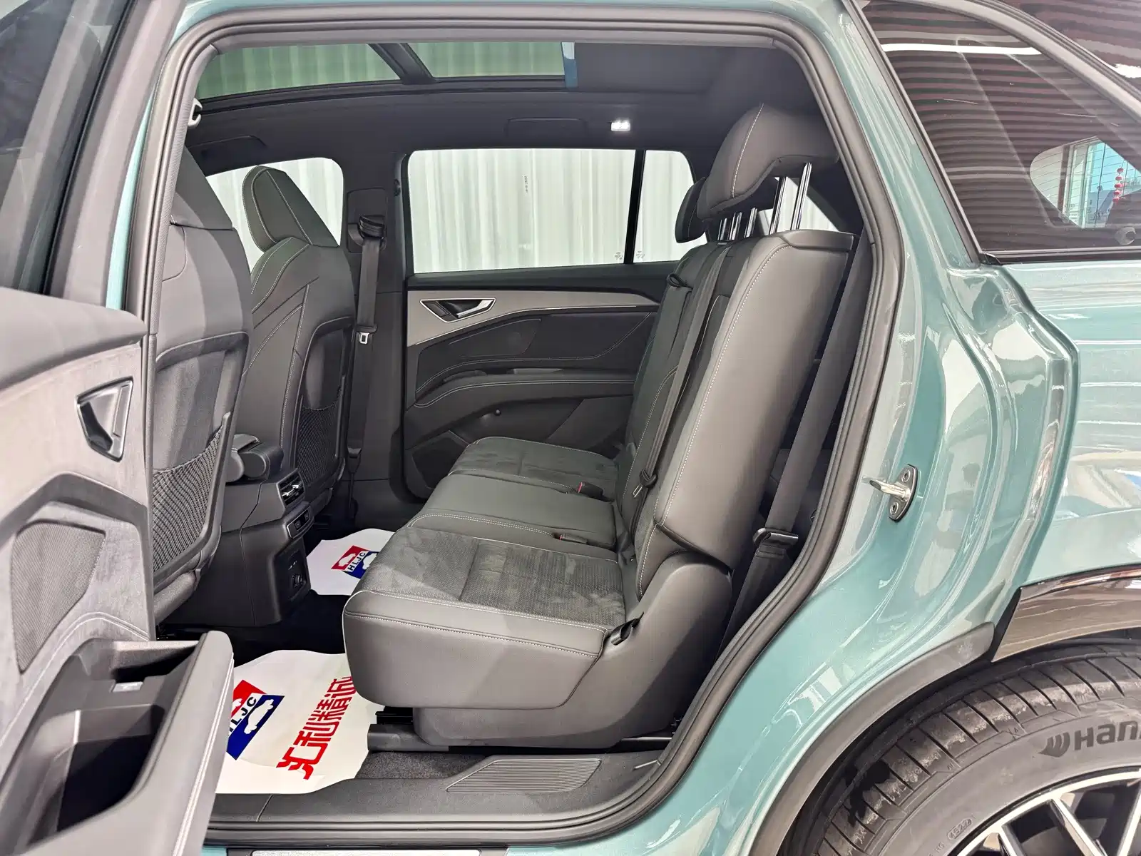 Фото 8 - Audi Q5 e-tron