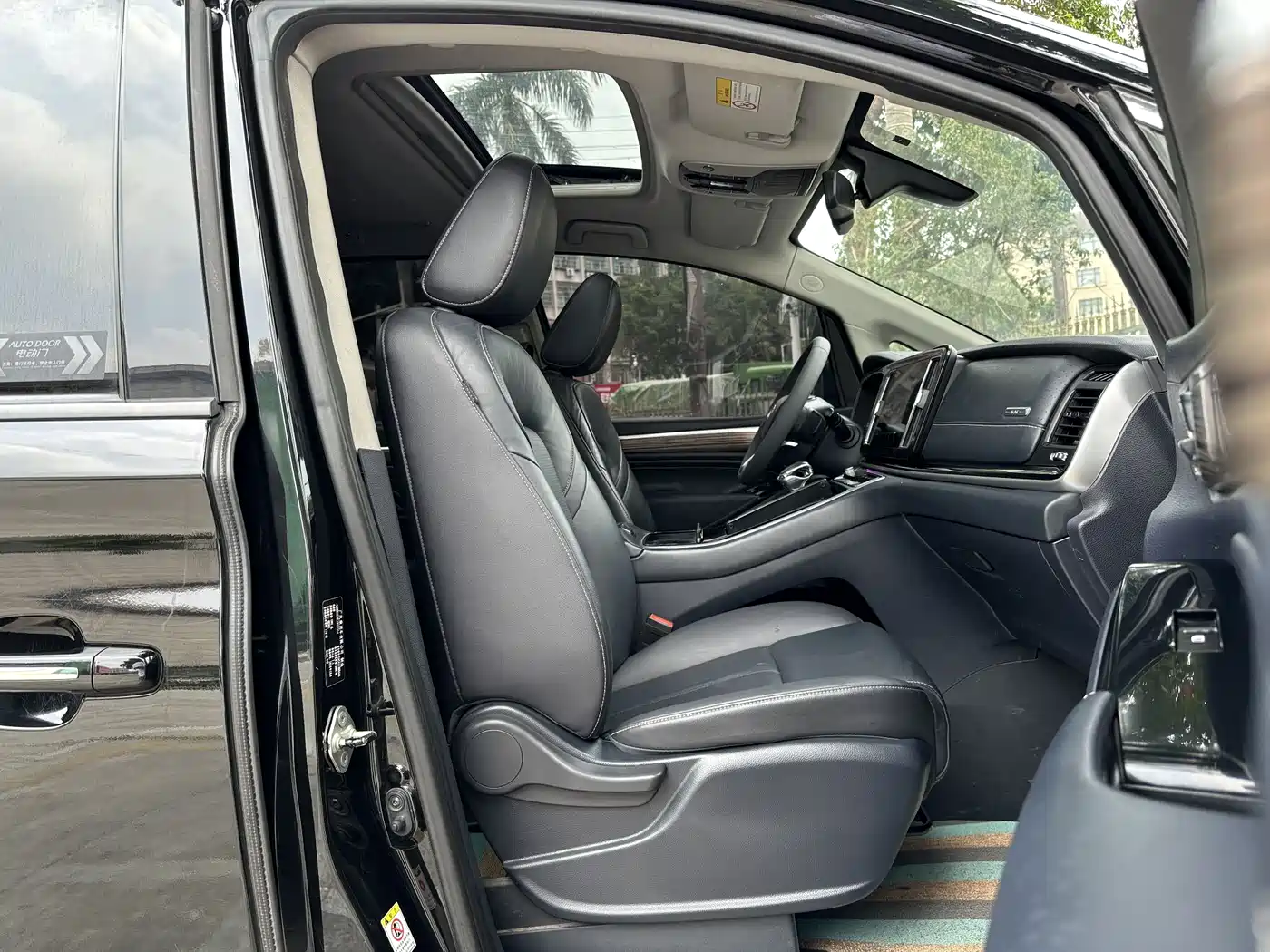 GAC Trumpchi Trumpchi M8 2021 Master Series 390T Prestige Edition фото 18