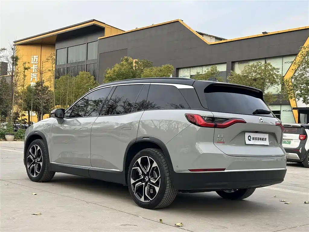 NIO NIO ES8