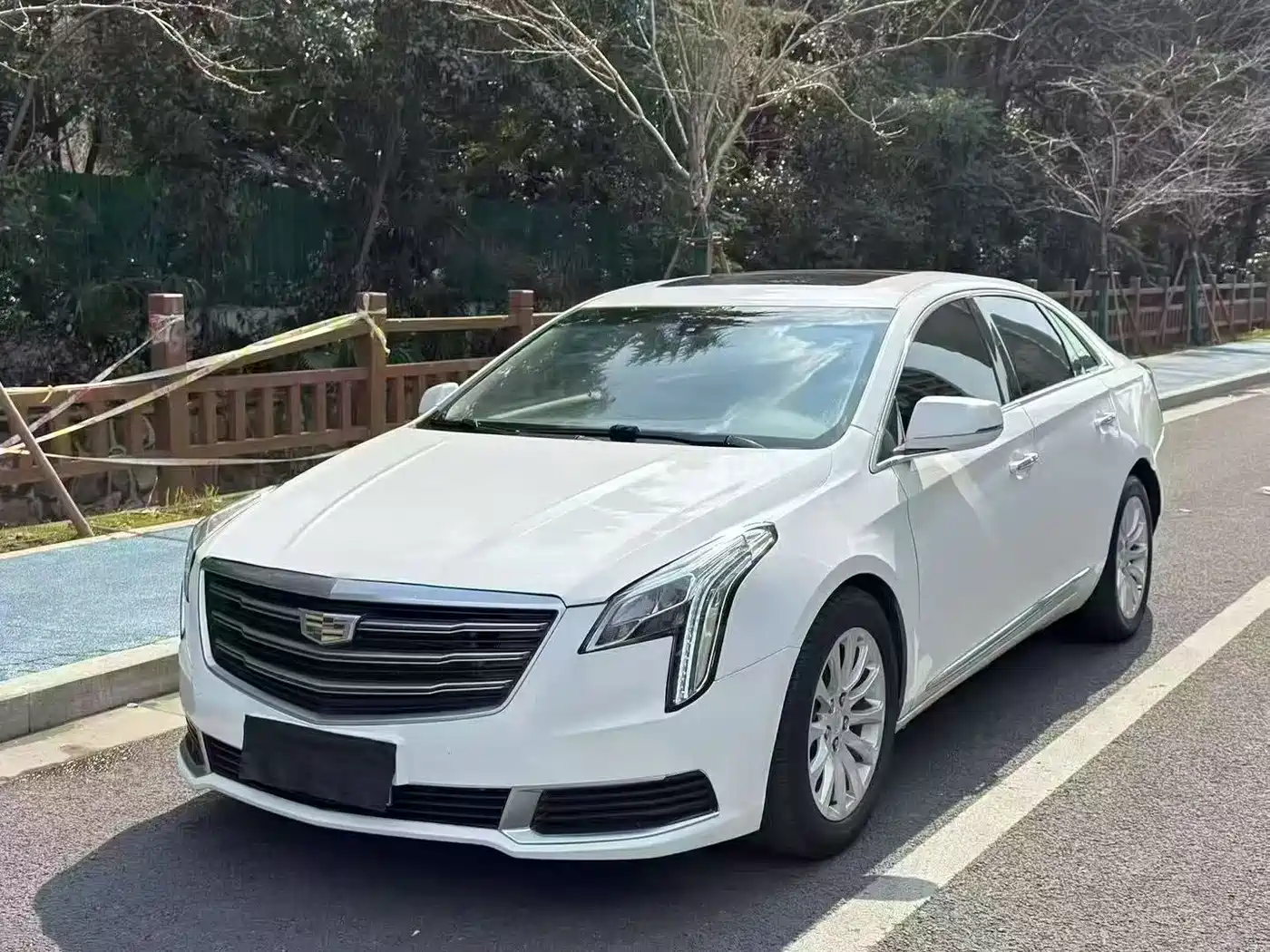 Cadillac XTS 2018 28T Technology