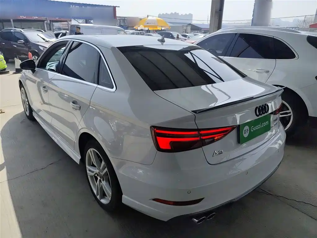Фото 23 - Audi A3