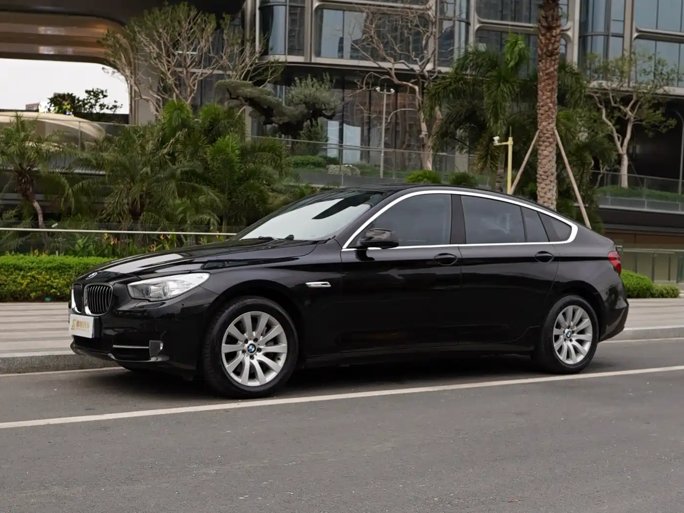 BMW 5 Series GT 2013 535i Elegance