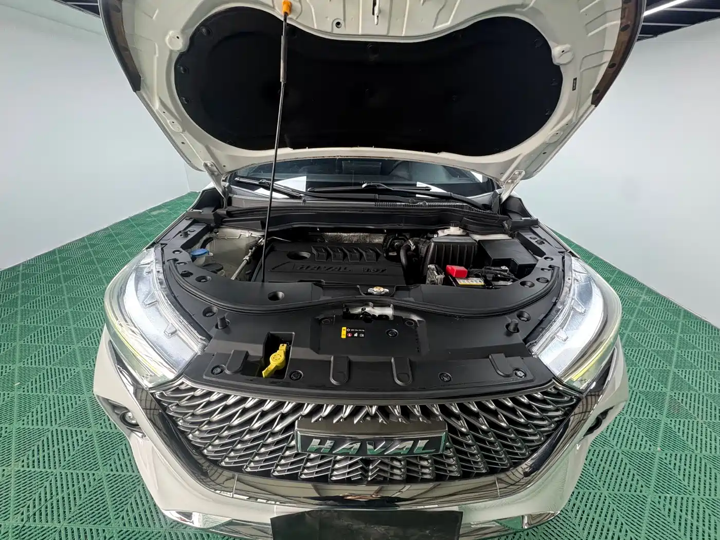 Haval M6 2021 PLUS 1.5T DCT Luxury Smart Connect фото 7