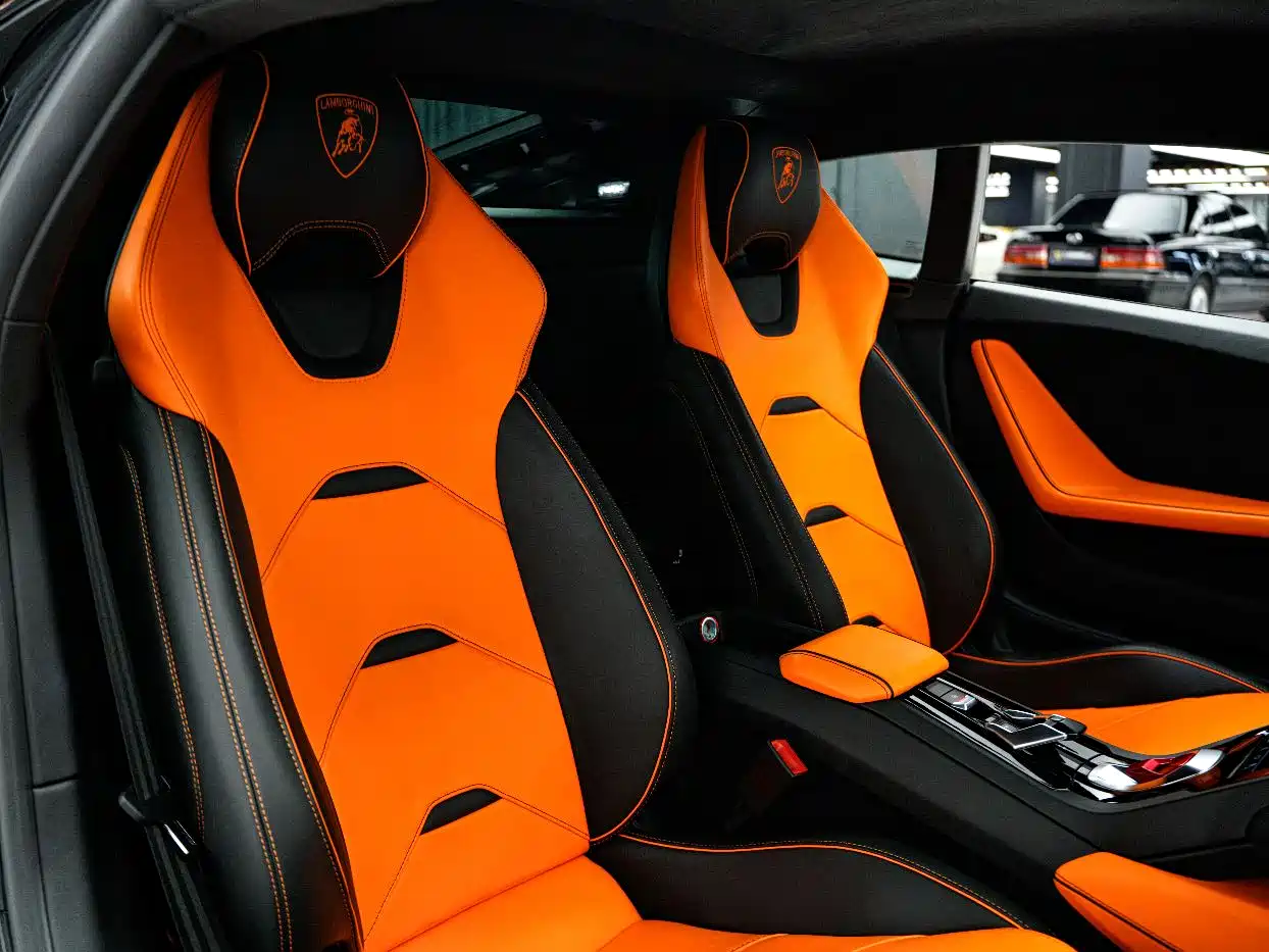 LAMBORGHINI HURACÁN