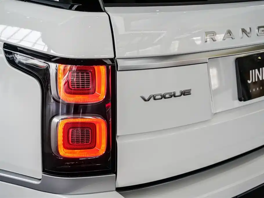 Land Rover Range Rover 2022 3.0 L6 360PS Heritage Edition фото 20