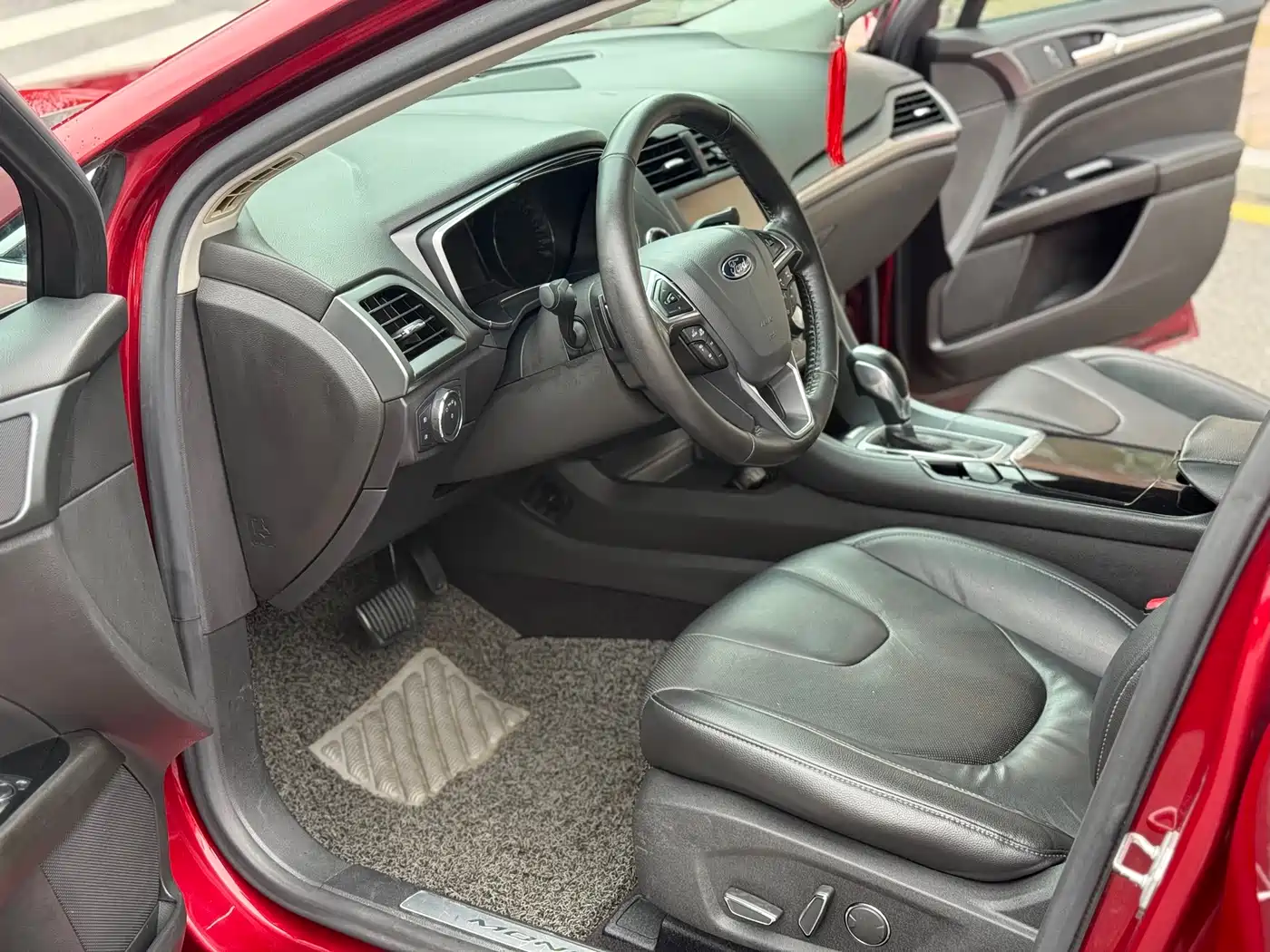 Ford Mondeo 2014 2013 2.0L GTDi240 Luxury Sport