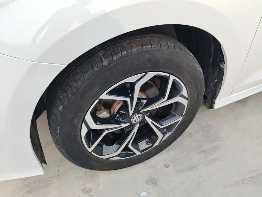 Фото 23 - MG MG5