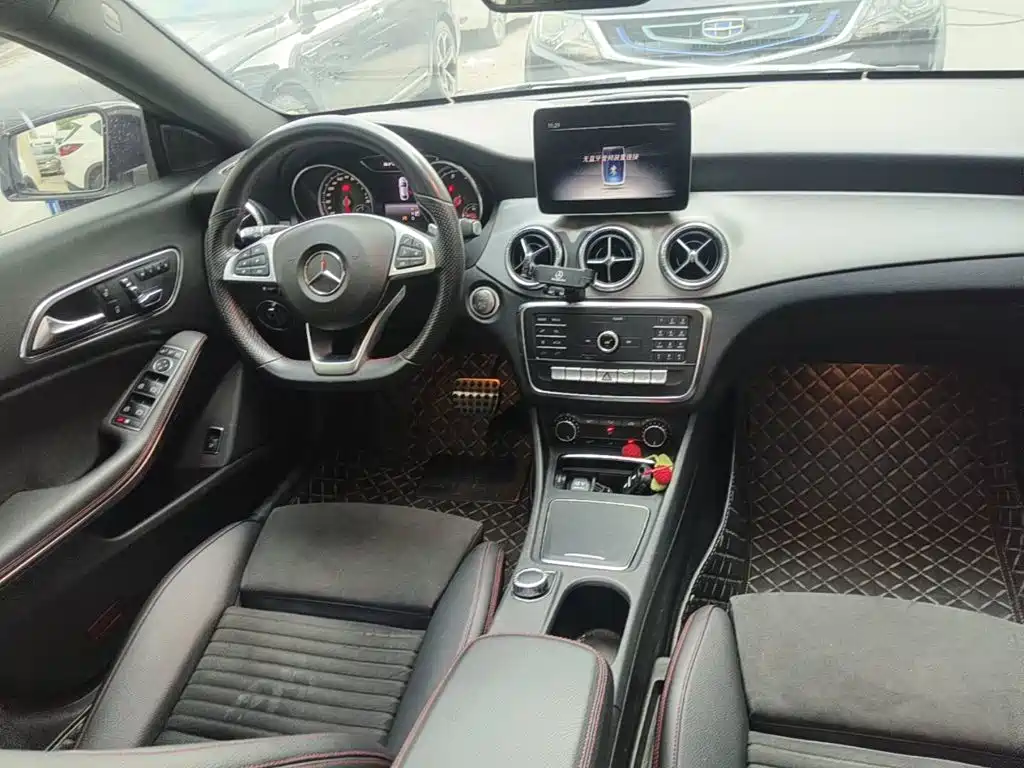 Mercedes-Benz CLA (Import) 2018 2018 CLA 220 4MATIC