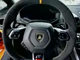 Фото 8 - Lamborghini Huracán