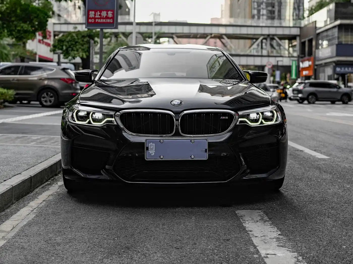 BMW M5 2018 M5 фото 2