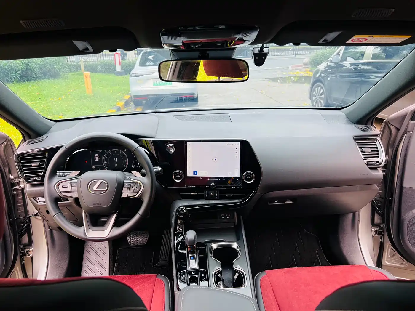 Lexus NX 2024 260 FWD Innovation Edition фото 18
