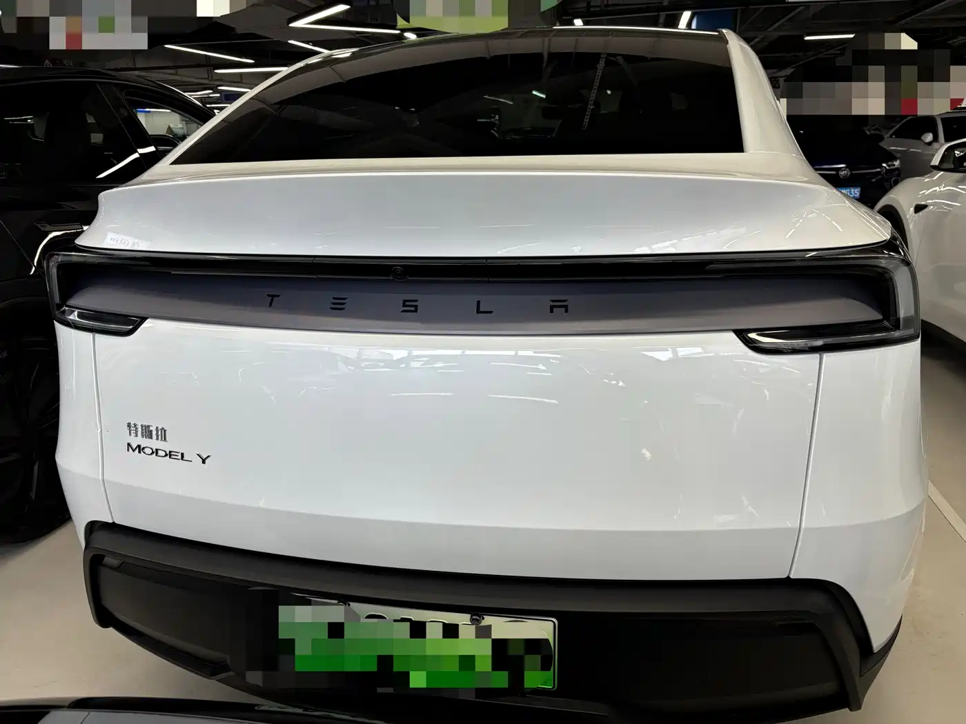 TESLA MODEL Y