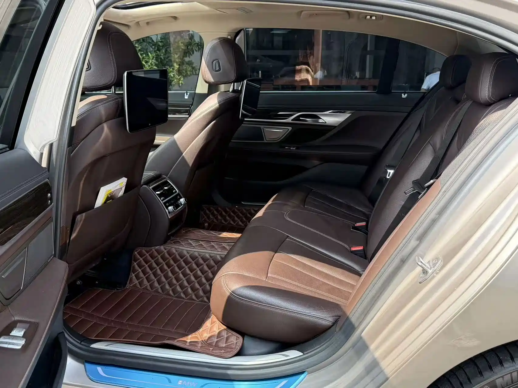 Photo 5 - BMW 7 Series