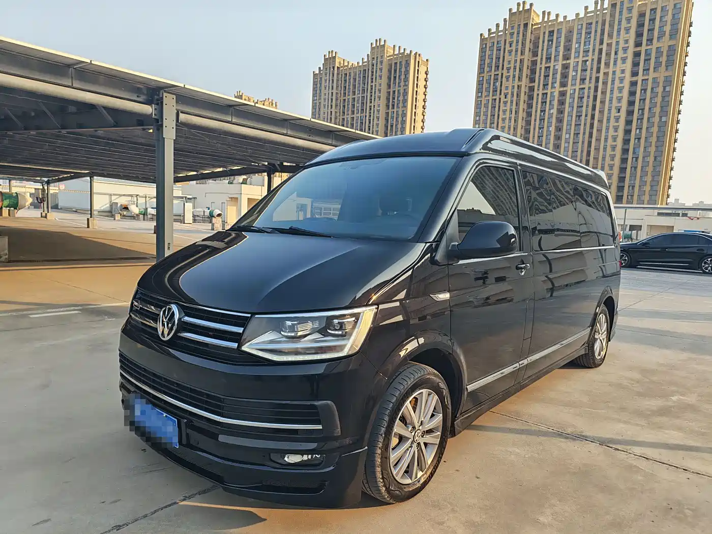 Volkswagen Caravelle 2019 2.0TSI 4WD Luxury 7-seater фото 2