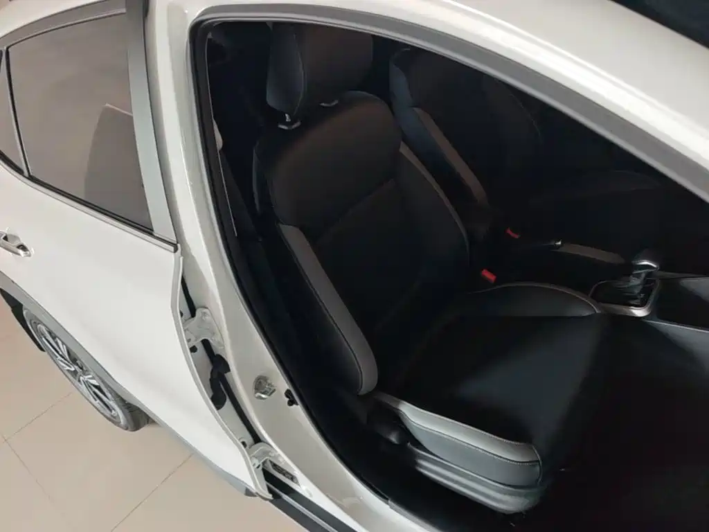 Фото 25 - Kia KX1