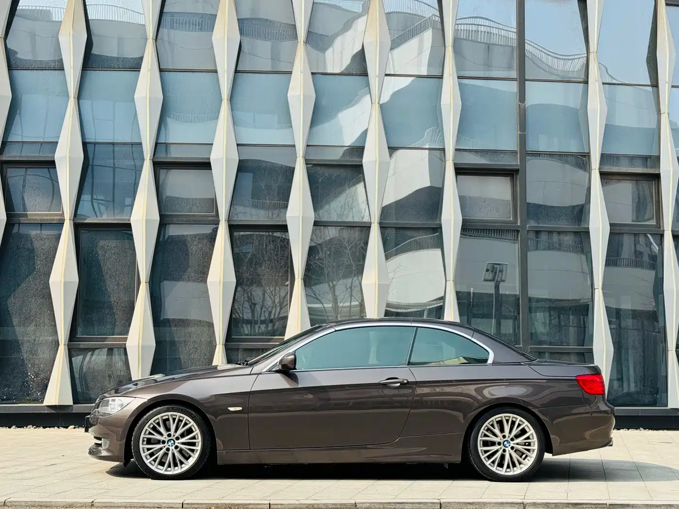 BMW 3 Series (Import) 2011 335i Convertible Coupe фото 5