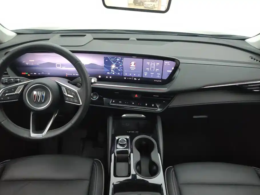 Buick Envision Plus 2025 Enclave Plus 28T 2WD Platinum Edition фото 12