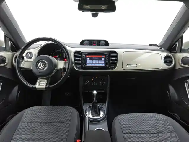Volkswagen Beetle 2013 1.4TSI Fashion Edition — фото 5