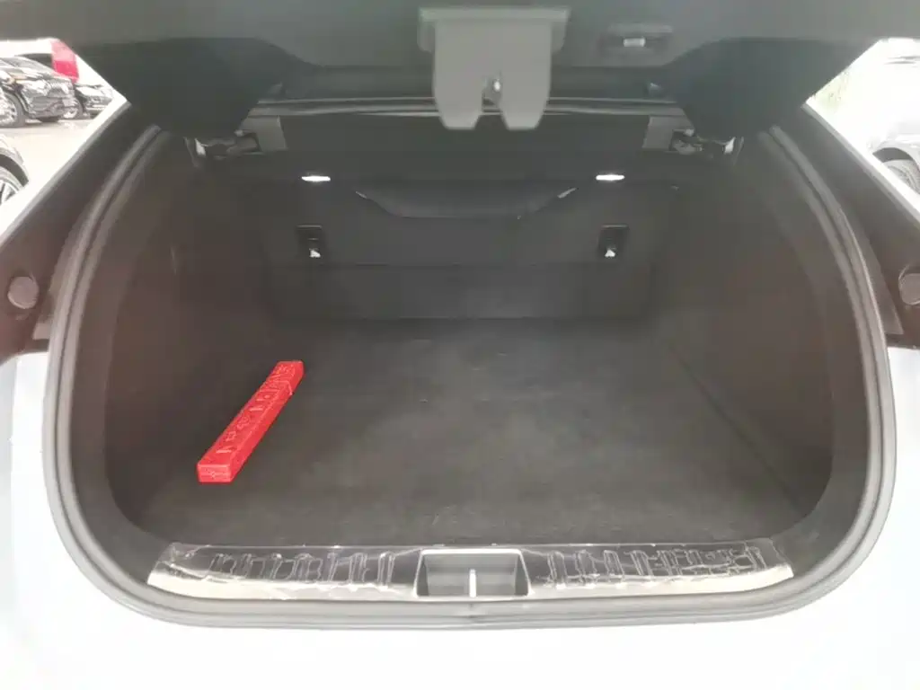 Avatr 12 2024 2023 Model 700 Triple Laser RWD Luxury Edition