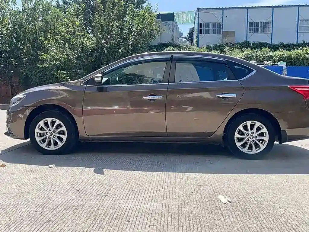 Фото 9 - Nissan Sylphy