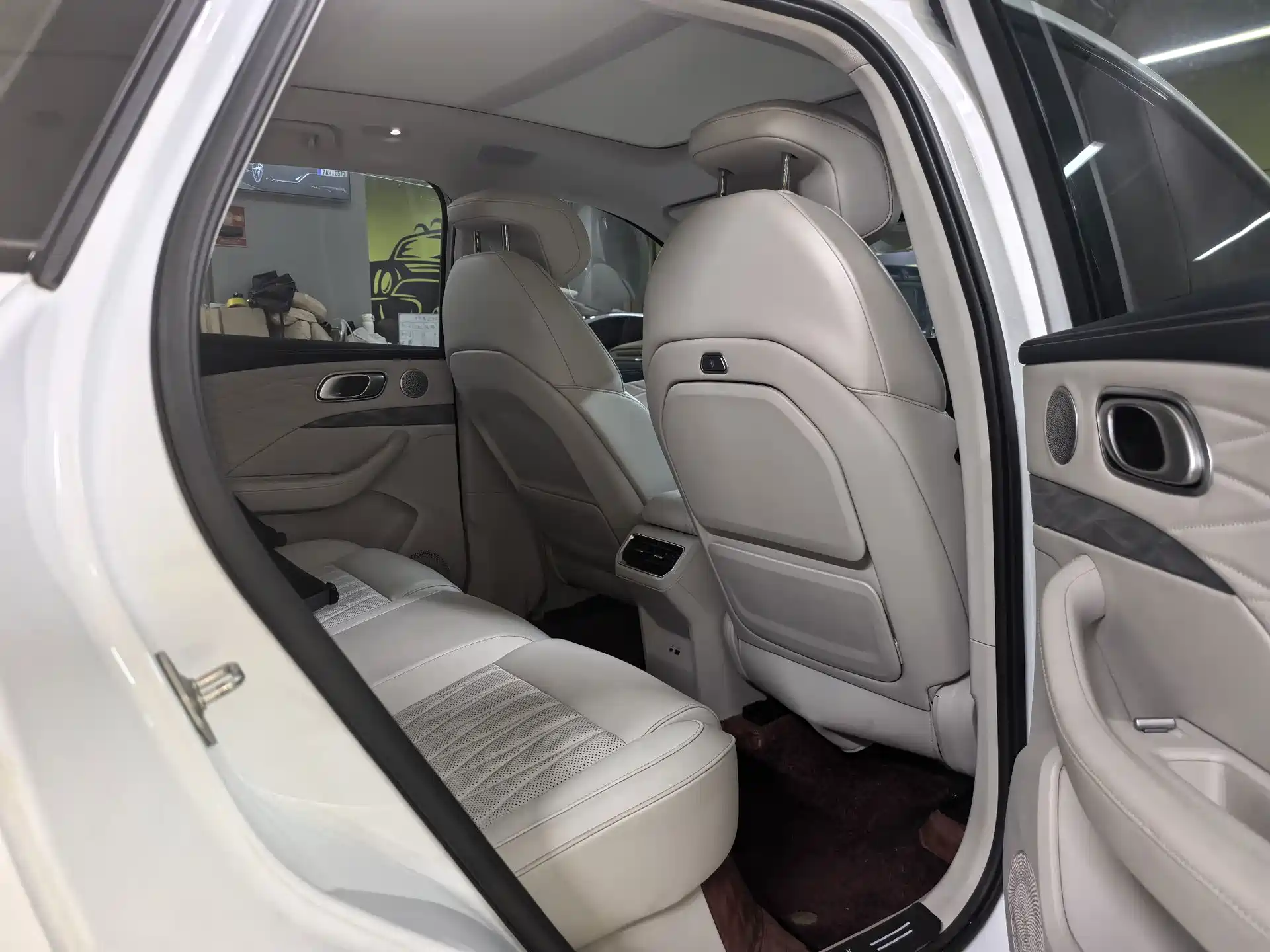Фото 8 - Nezha Auto Nezha L