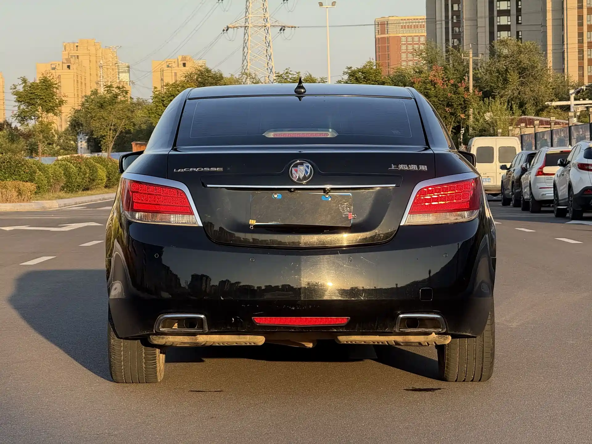 Photo 6 - Buick LaCrosse