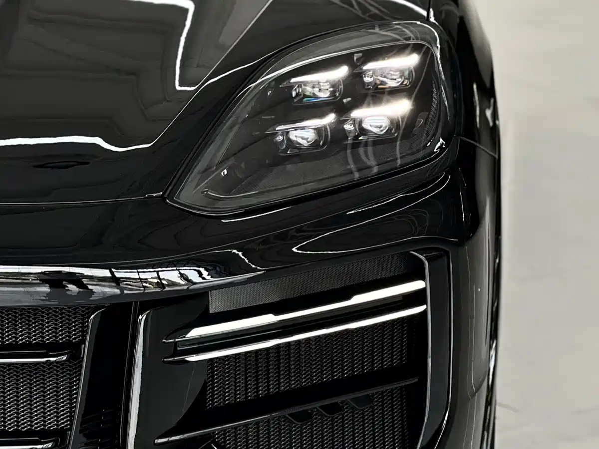 Porsche Cayenne фото 3