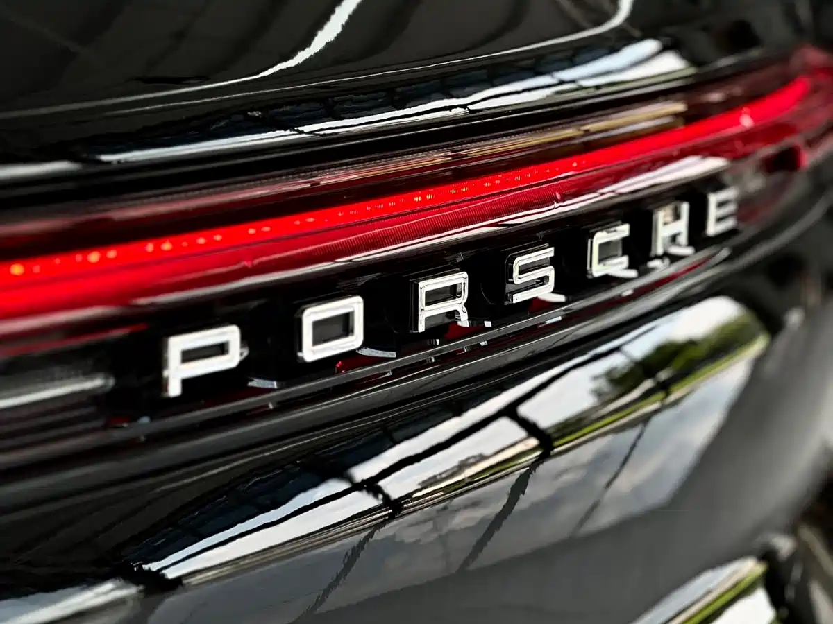 Porsche Cayenne фото 13
