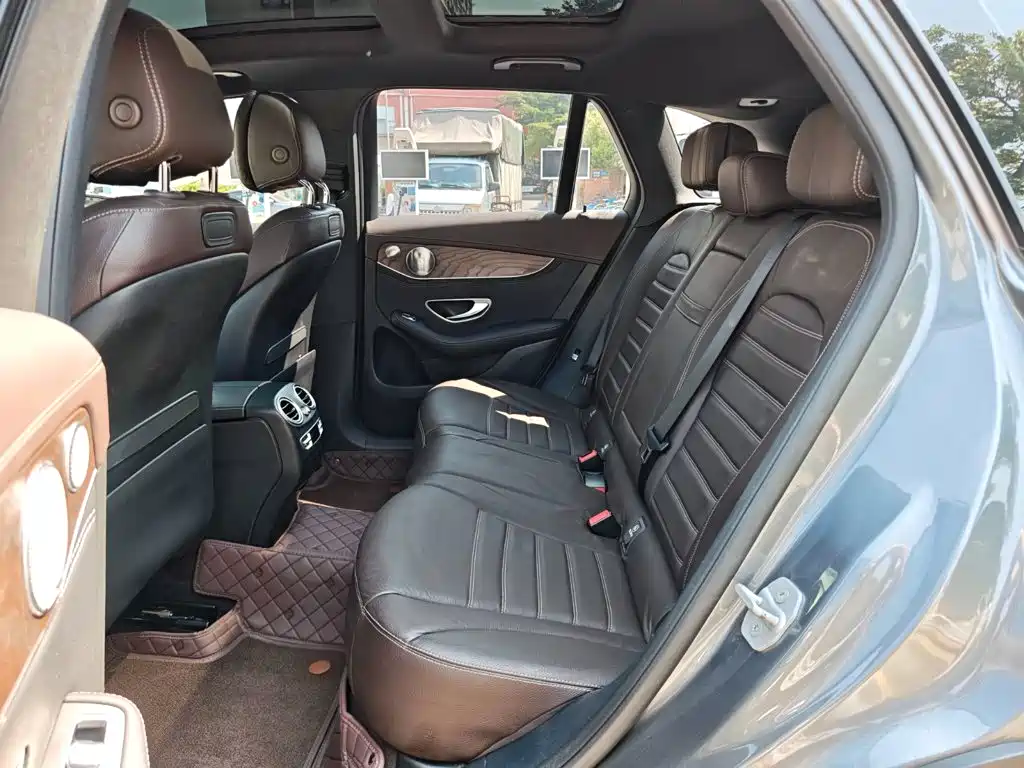 Фото 24 - Mercedes-Benz GLC