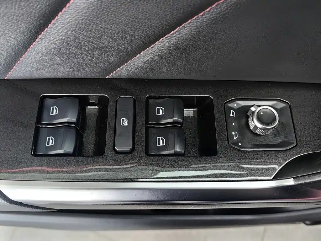 Haval H4 2019 2019 1.5GDIT DCT Elite Smart Connect Edition China V