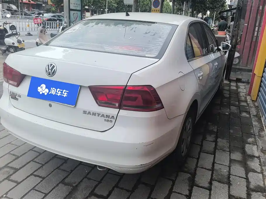 Volkswagen Santana 2015 1.6L Manual Trend Edition фото 3