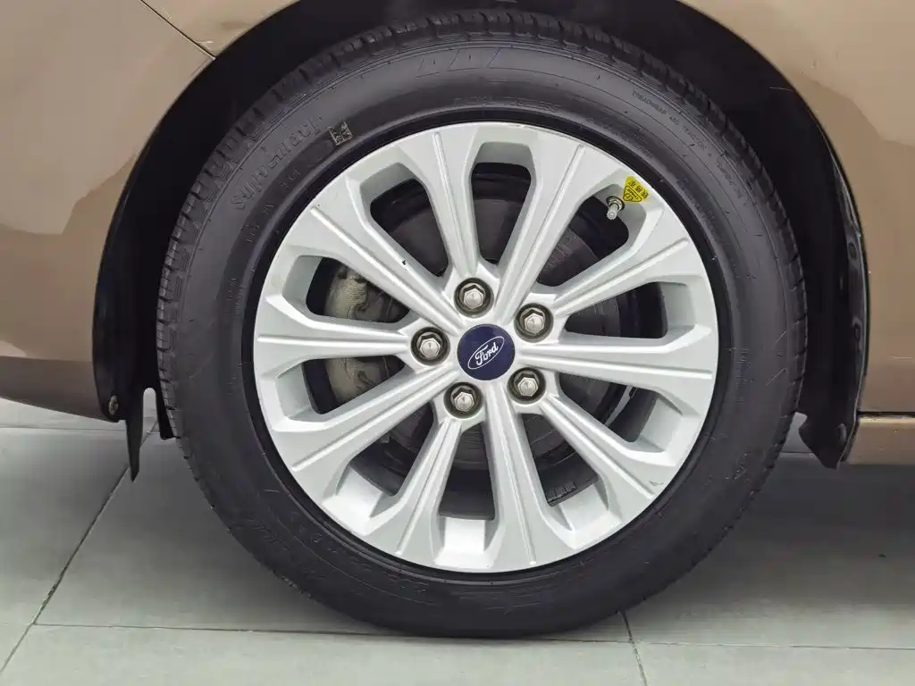 Ford Escort 2015 2015 1.5L Automatic Fashion