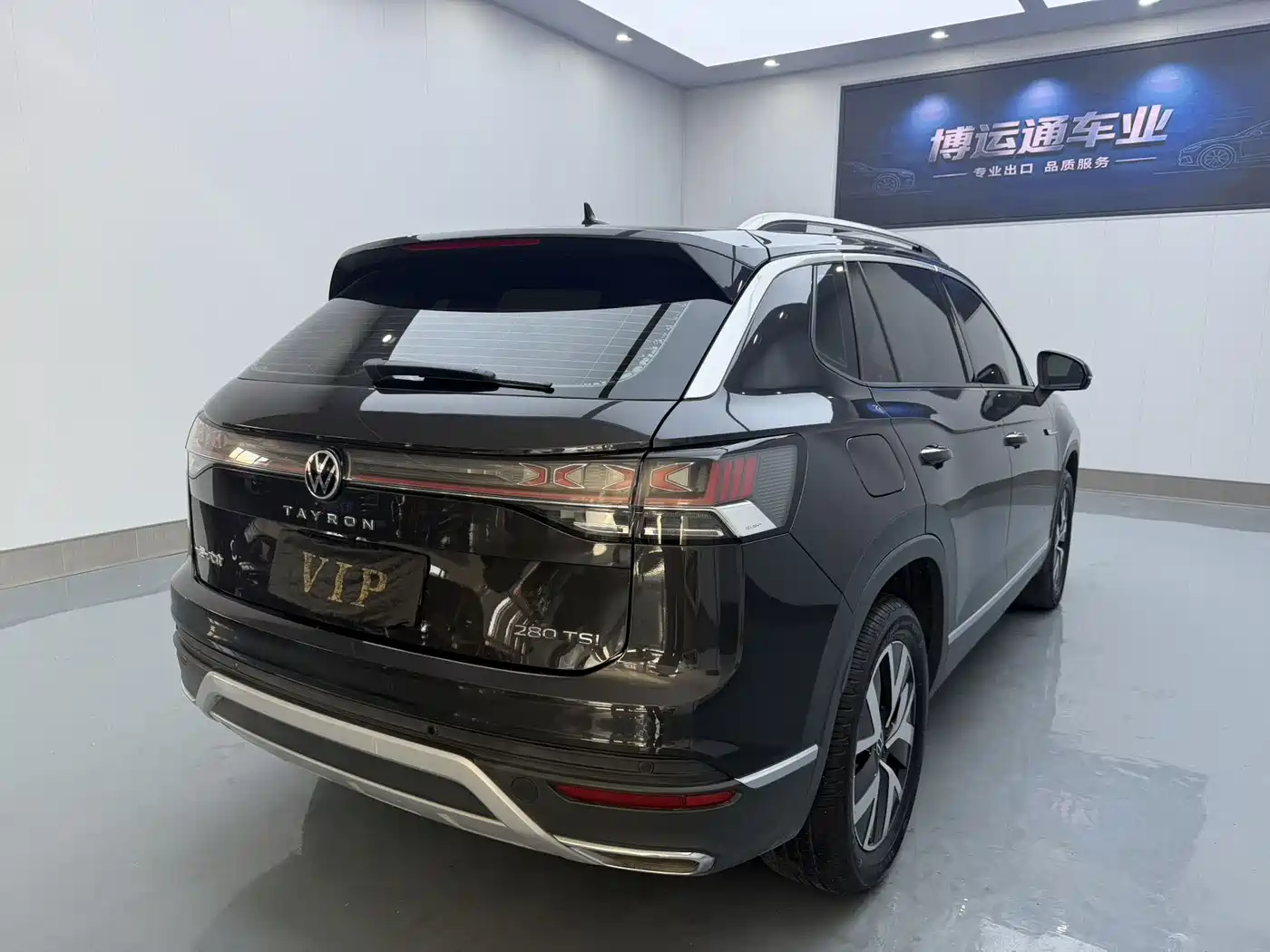 Volkswagen Tayron 2023 280TSI 2WD Luxury Plus Advanced Edition фото 4