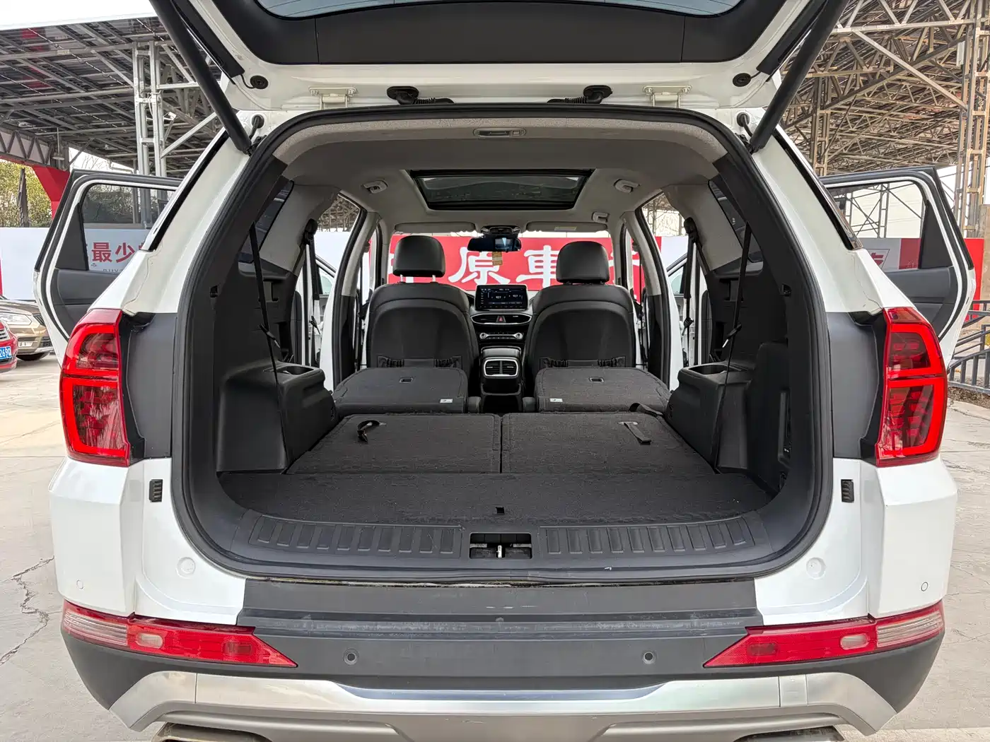 Hyundai Santa Fe 2019 Model 380 TGDi DLX Automatic 2WD Premium Smart Version PLUS China V фото 14