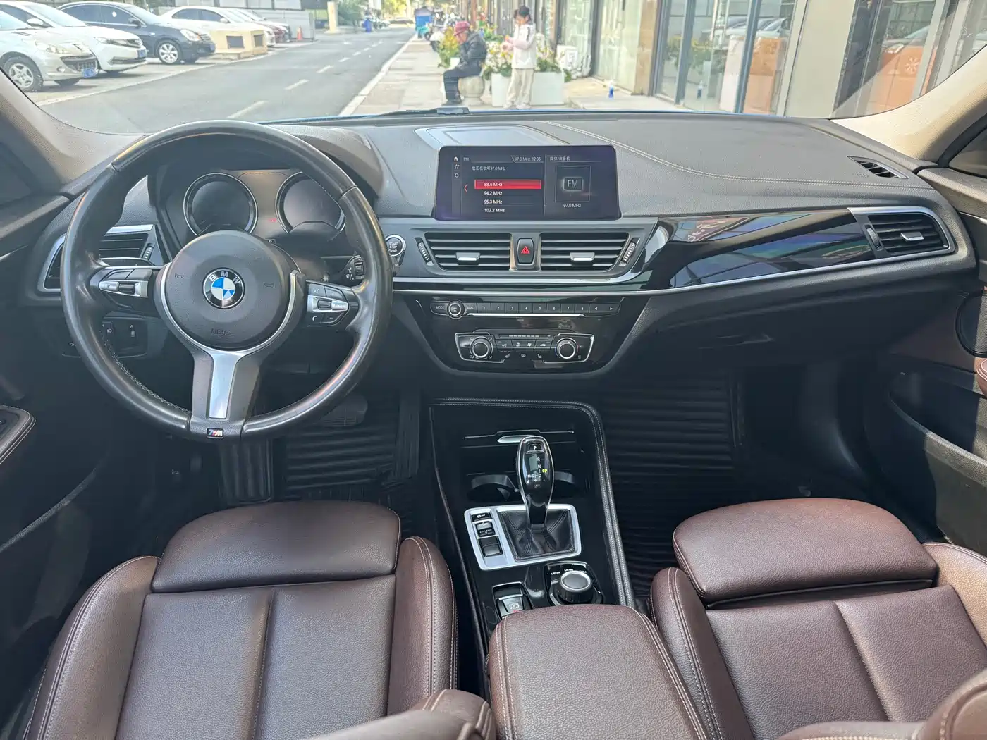 BMW 1 Series 2020 Model 120i M Sport Package фото 9