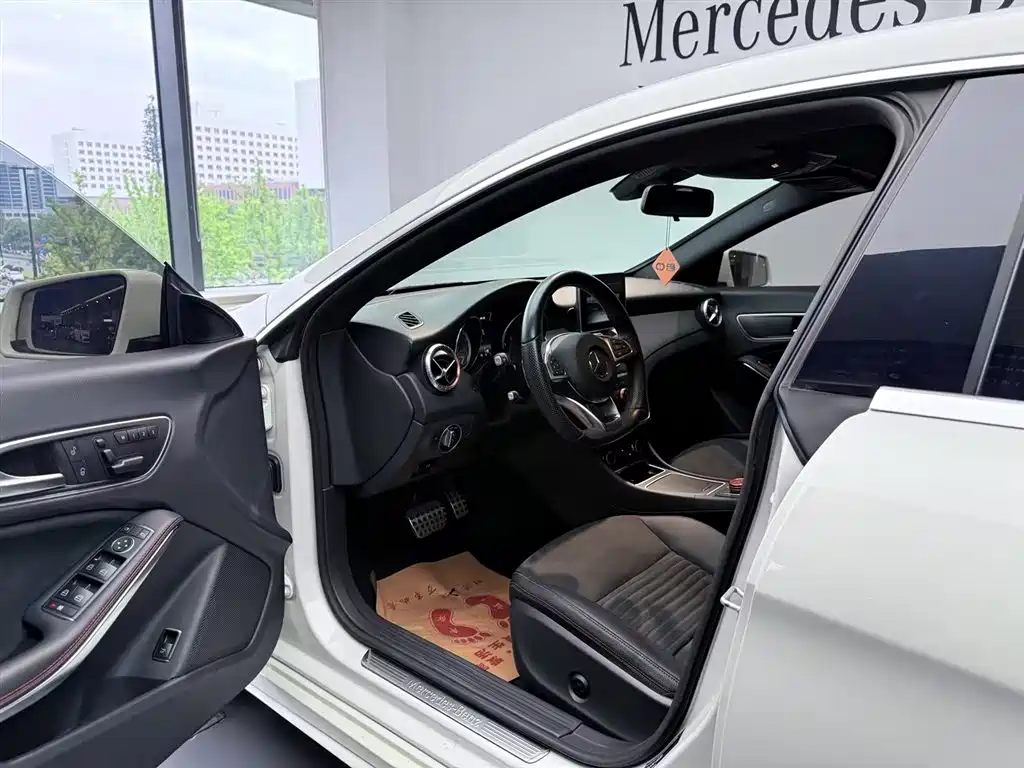 Mercedes-Benz CLA (Import) 2015 CLA 220 4MATIC фото 7
