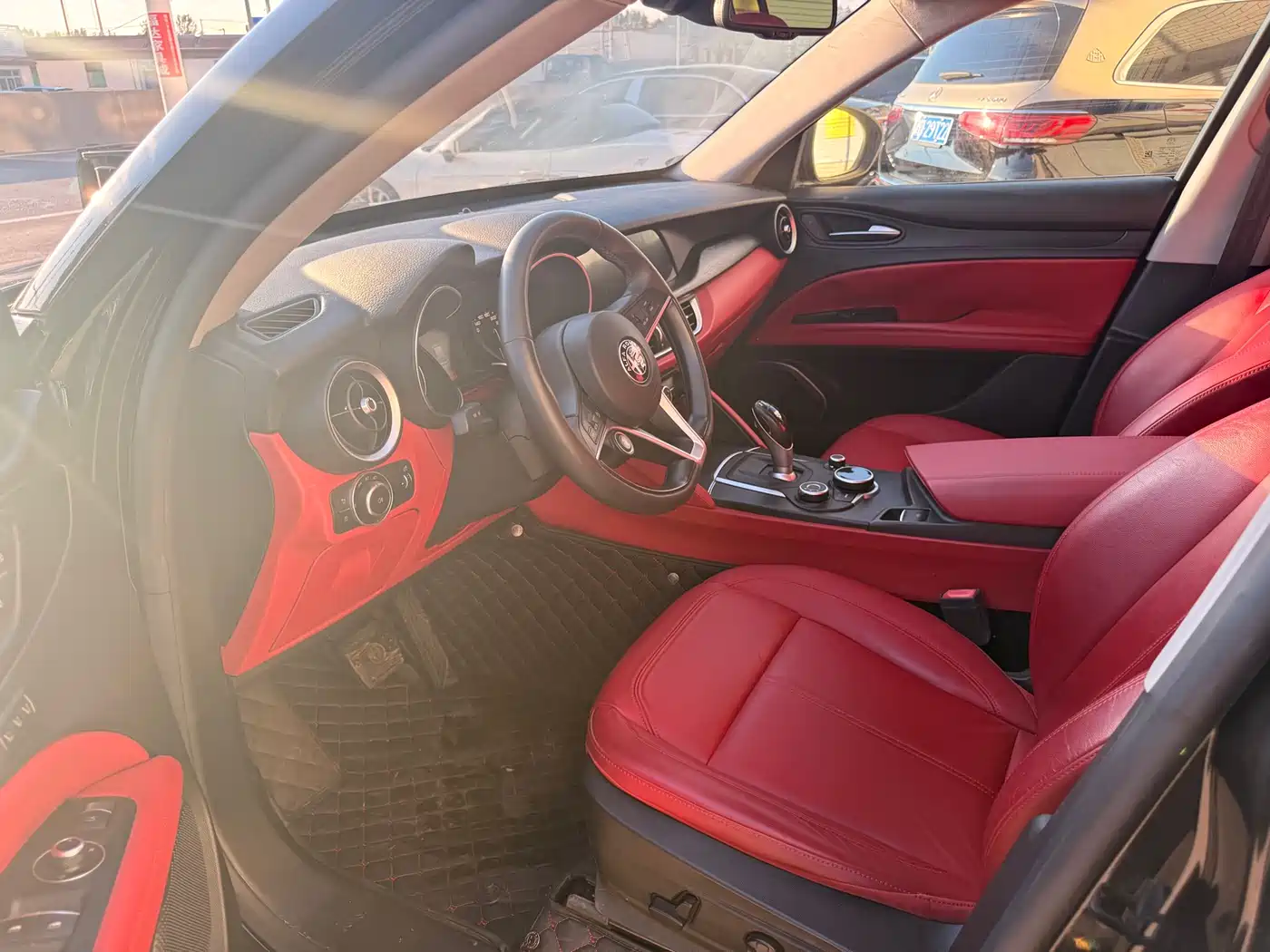 Alfa Romeo Stelvio 2019 2017 2.0T 200HP Elite