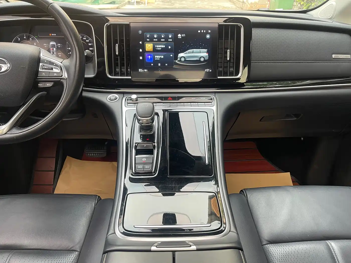 GAC Trumpchi Trumpchi M8 2021 Leading Show Series 390T Ultimate Edition фото 17