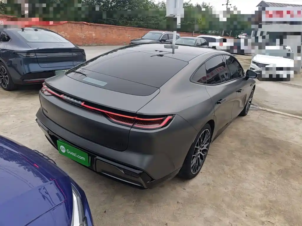 Geely Galaxy Galaxy E8 2024 2024 620km 4WD Starship Performance Edition