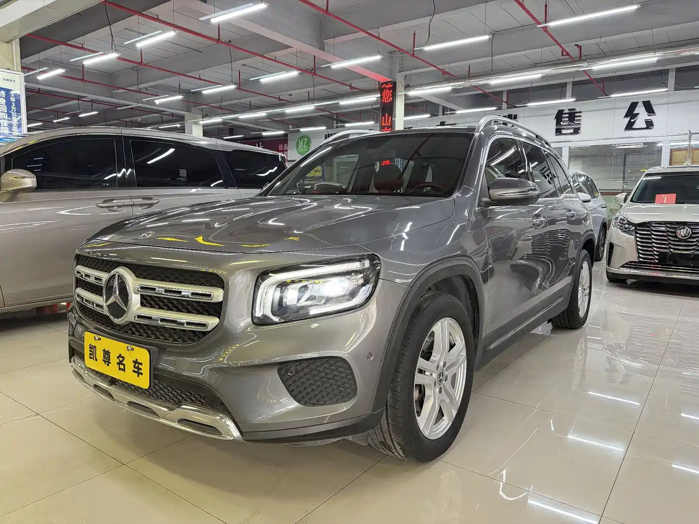 Mercedes-Benz GLB 2020 Facelift GLB 200 Dynamic